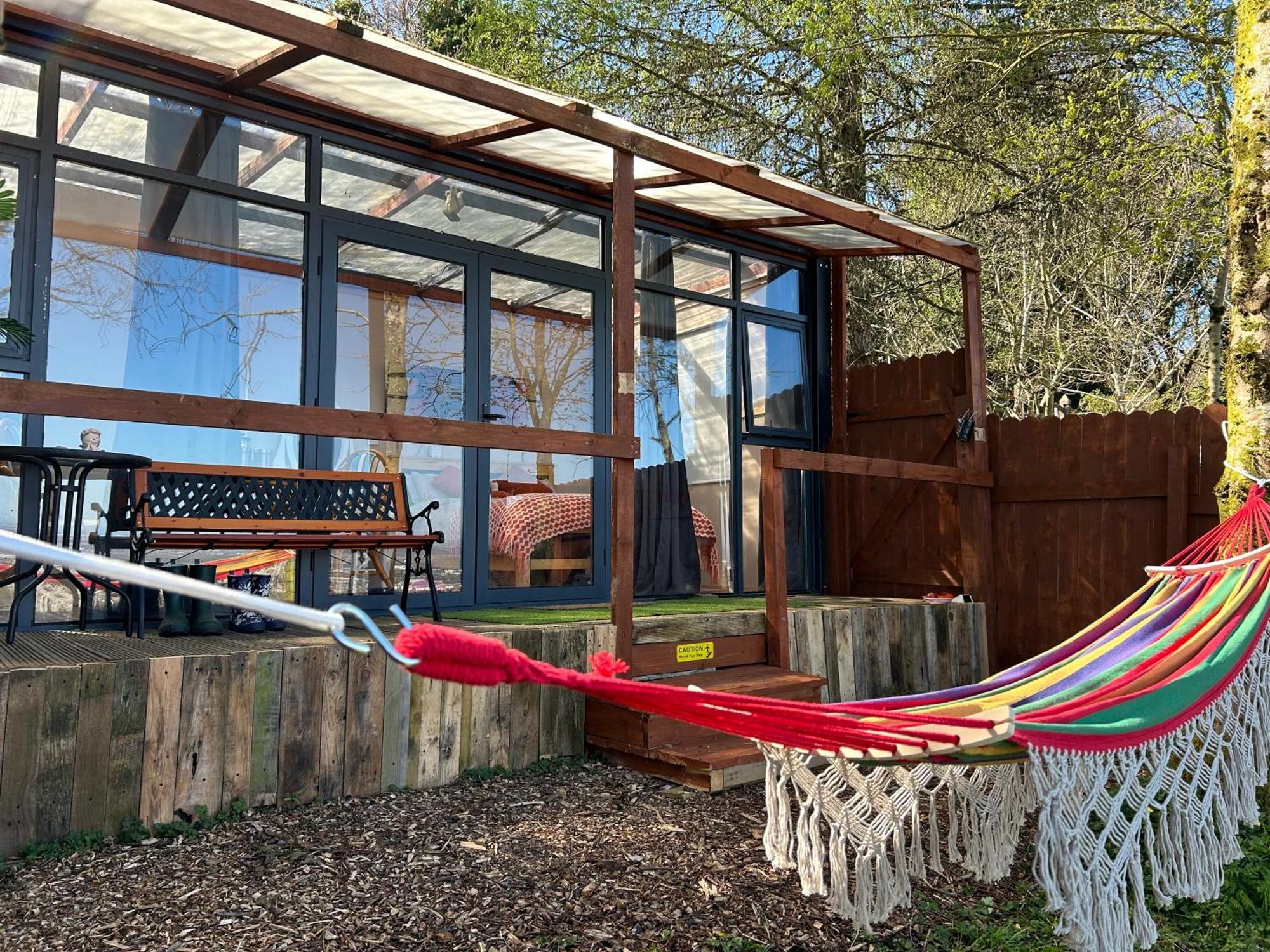 Sky Gazer Cabin In The Woods Dublin Extérieur photo